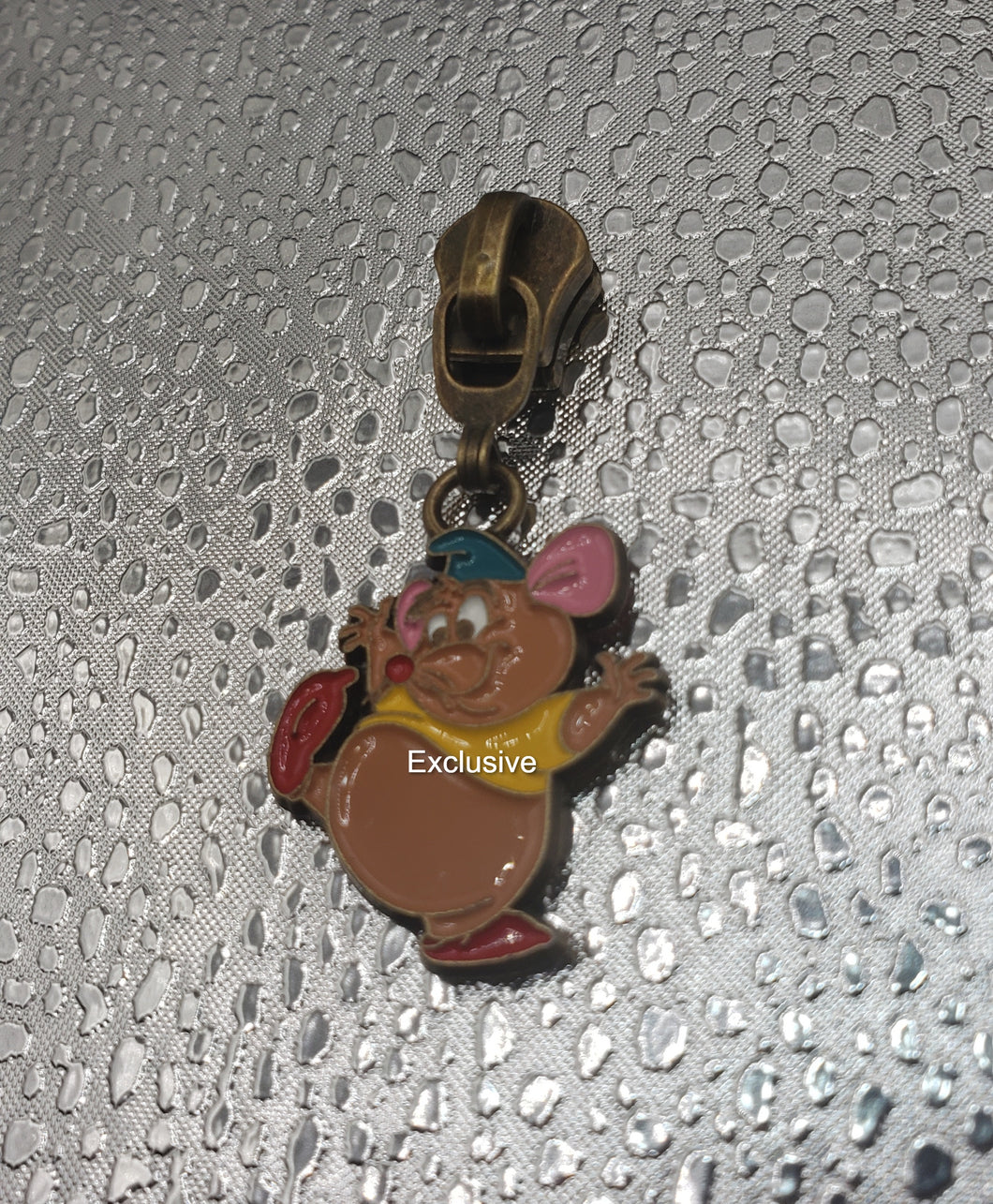 RTS - Hardware - #5 Enamel Squishy Mouse - Exclusive