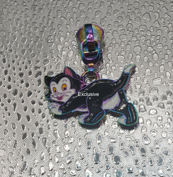RTS - Hardware - #5 Enamel Pull Our Favorite Cat - Exclusive
